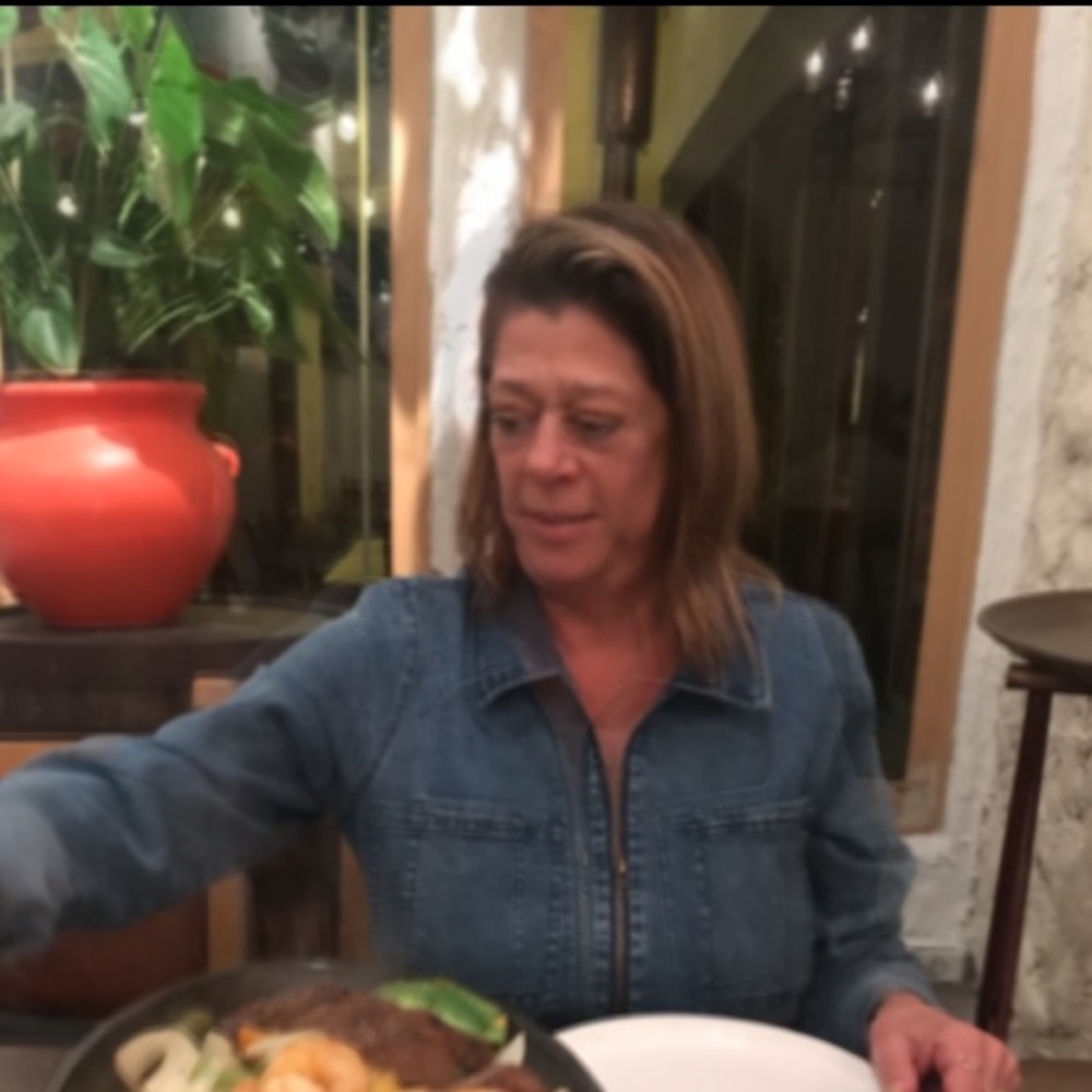 Meet your Posher, Denise